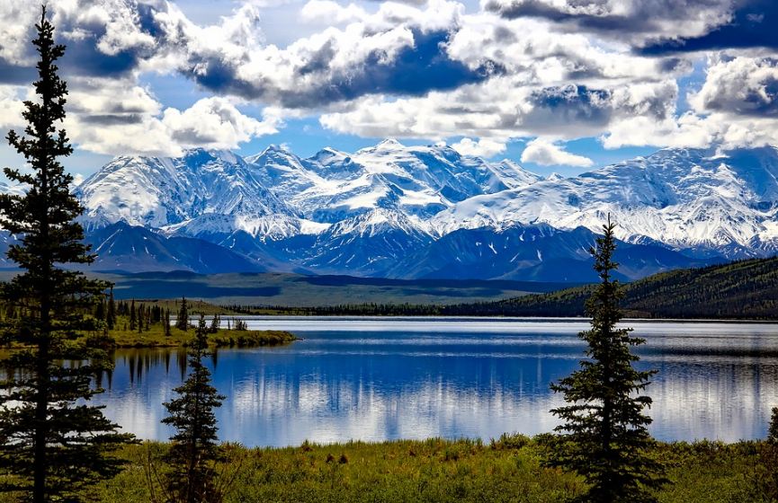 Overlook of Denali mountain within the Denali National Park