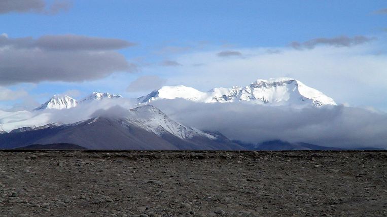 thick clouds surrounding Cho Oyu, a view of the mountain from Tingri