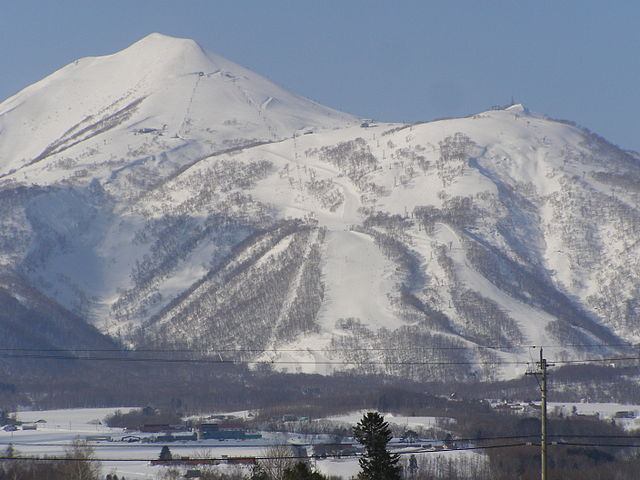 Niseko Higashiyama Ski Site from Niseko