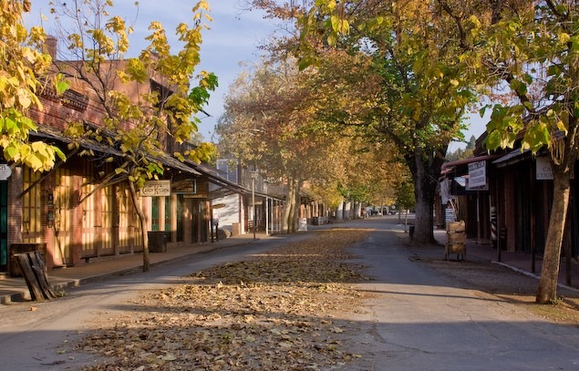 The main street of the historical gold rush town of Columbia in California