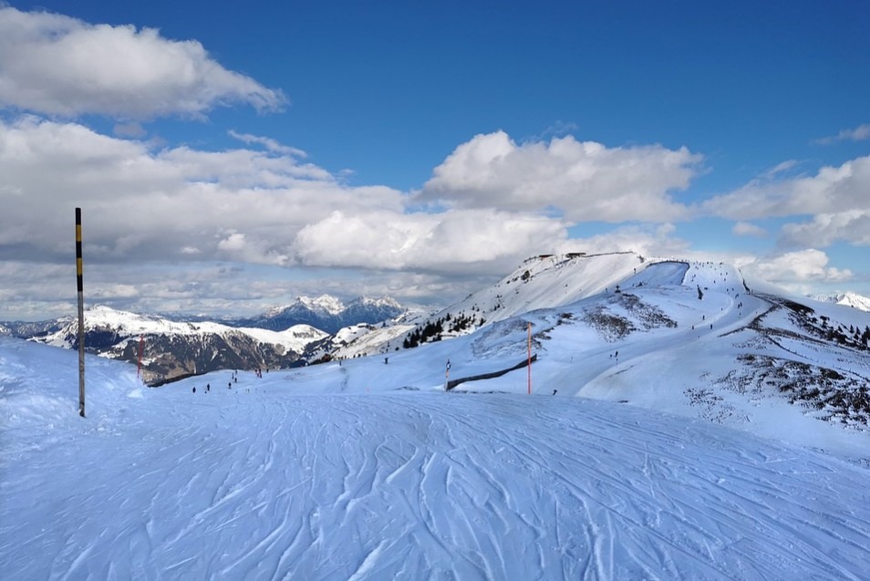a vast ski area at Kitzbühel